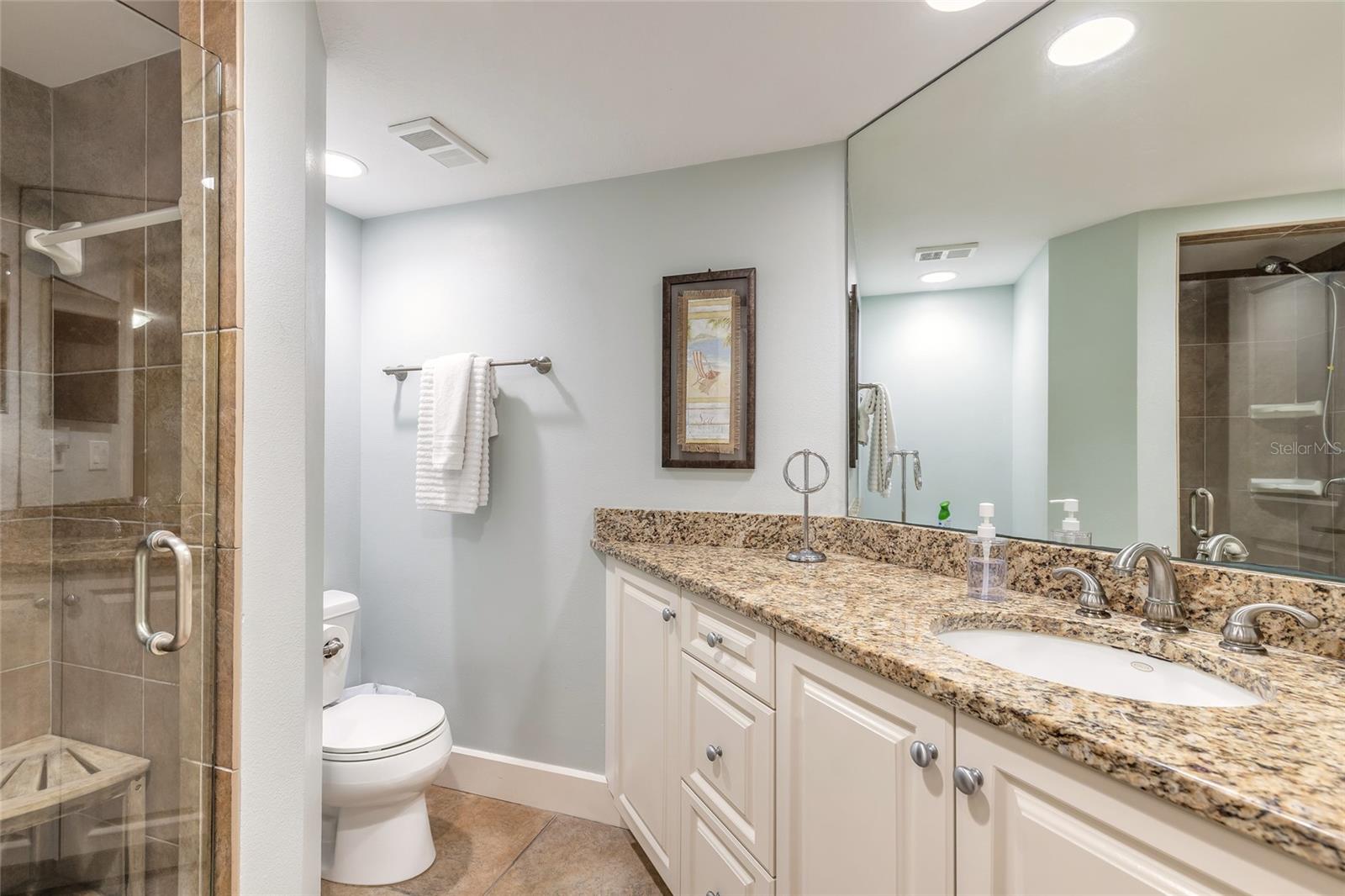 SEASCAPE TOWERS CONDO PH 01 - Residential