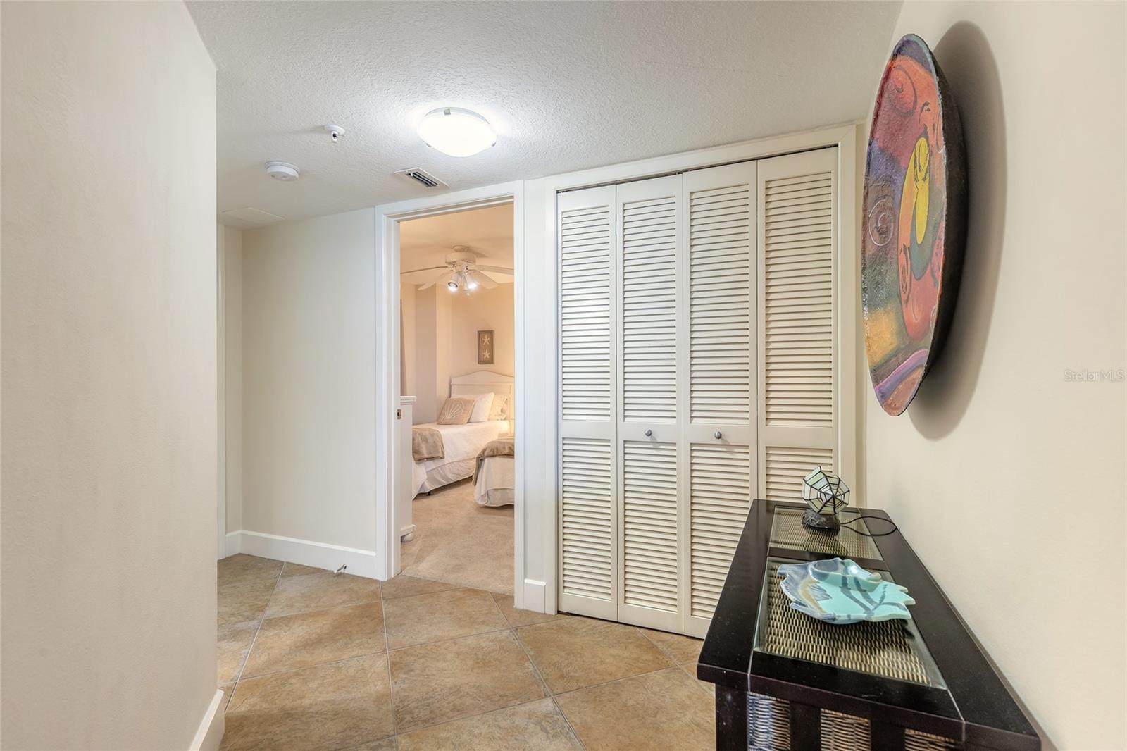 SEASCAPE TOWERS CONDO PH 01 - Residential