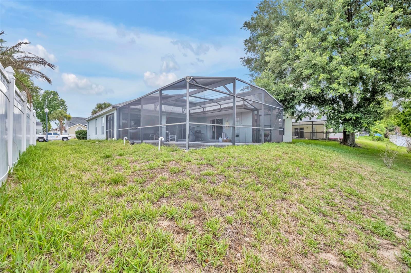 ORANGE TREE PH 04 LT 401 BEING IN 15-24-2 - Residential