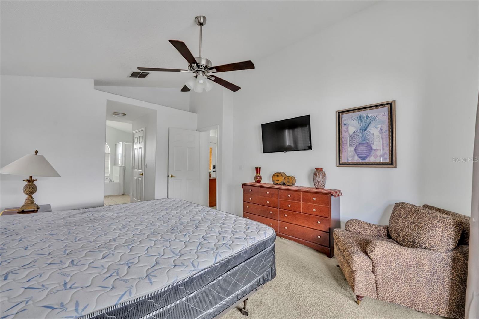 ORANGE TREE PH 04 LT 401 BEING IN 15-24-2 - Residential