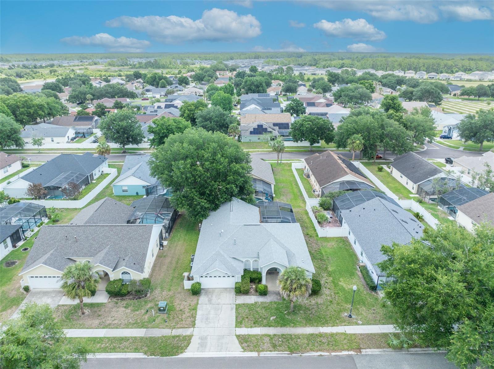 ORANGE TREE PH 04 LT 401 BEING IN 15-24-2 - Residential