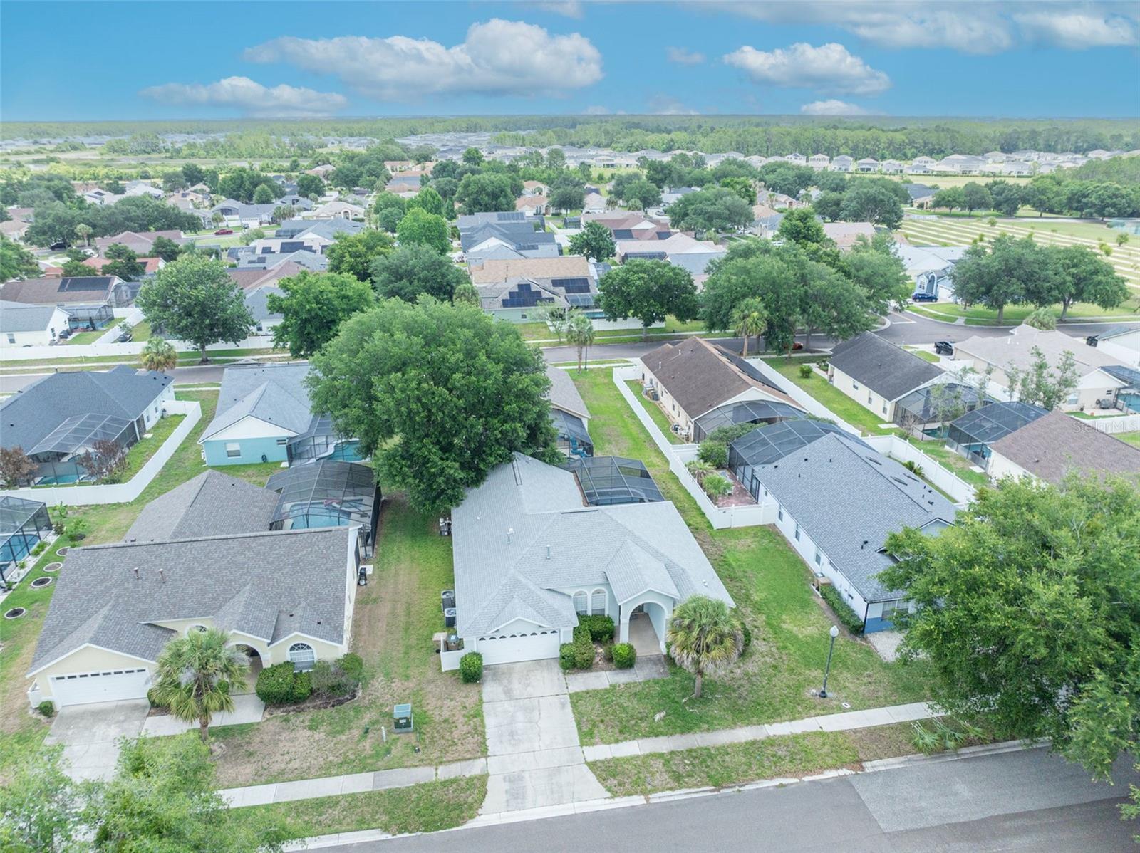 ORANGE TREE PH 04 LT 401 BEING IN 15-24-2 - Residential