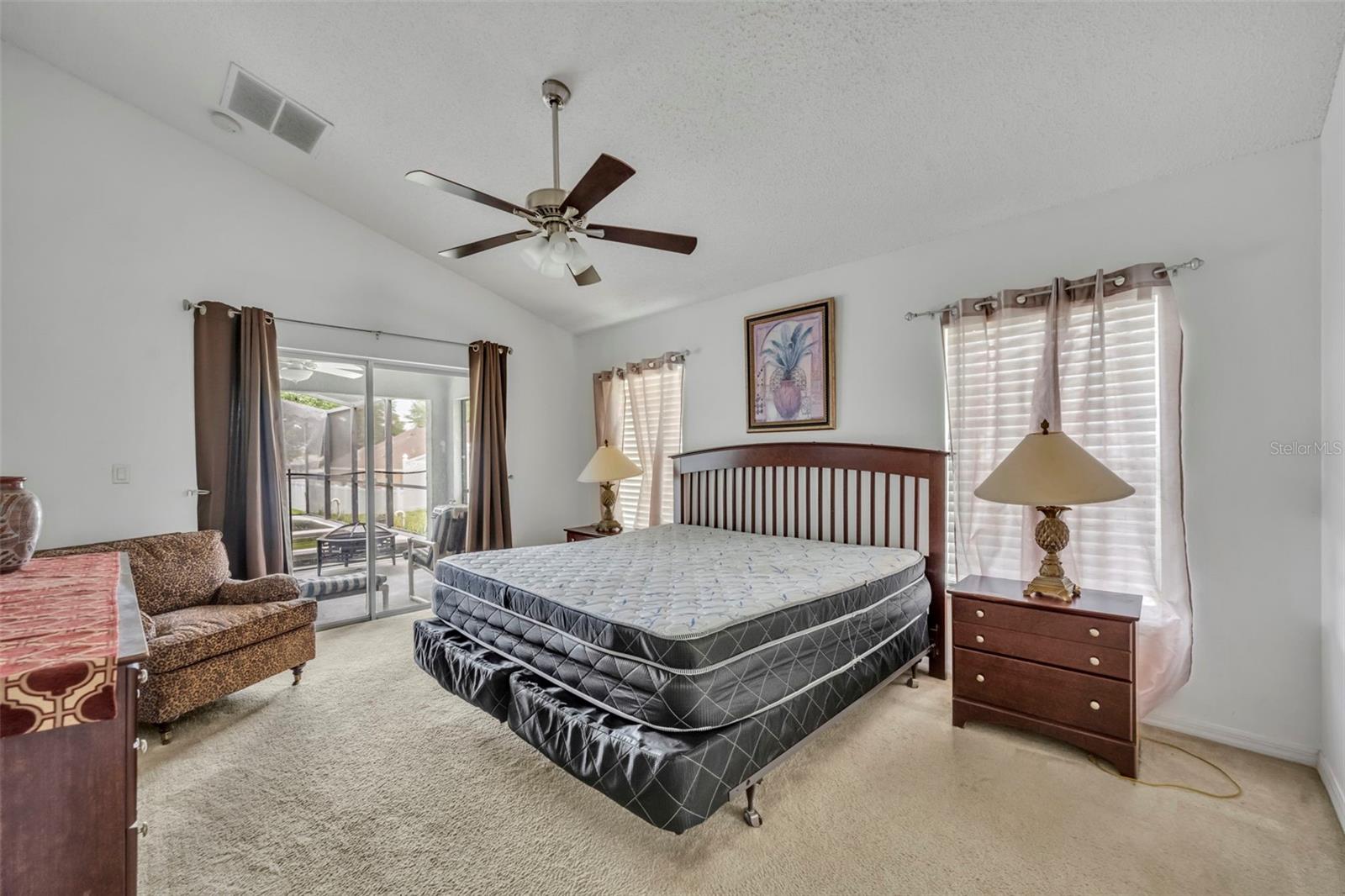 ORANGE TREE PH 04 LT 401 BEING IN 15-24-2 - Residential