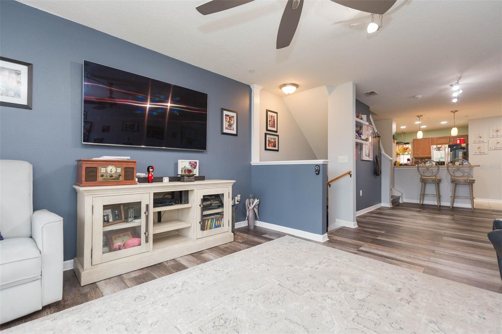 9024 WHITE SAGE LOOP 37
