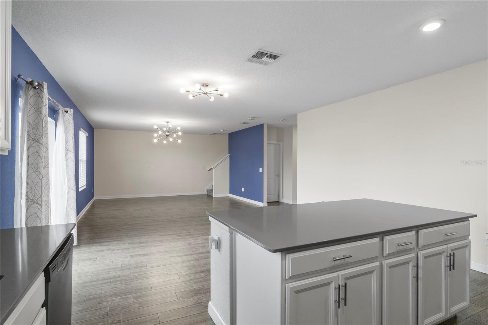 NORTHRIDGE ESTATES - Residential