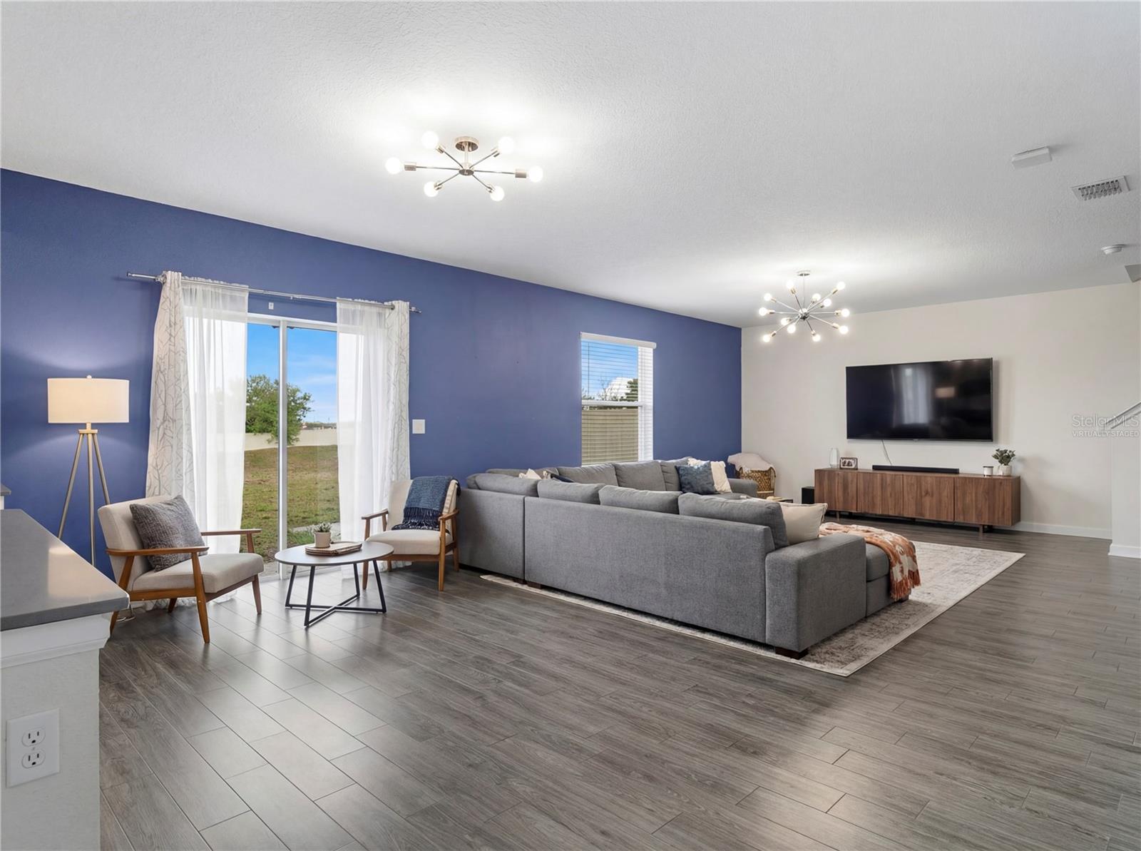 NORTHRIDGE ESTATES - Residential