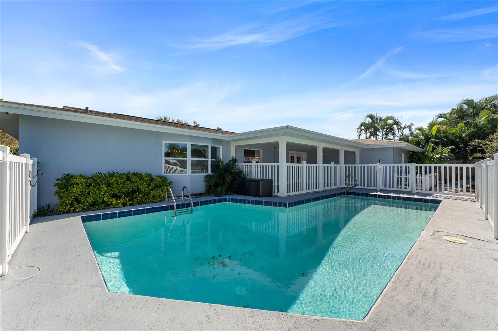 MIDWAY ACRES - Residential