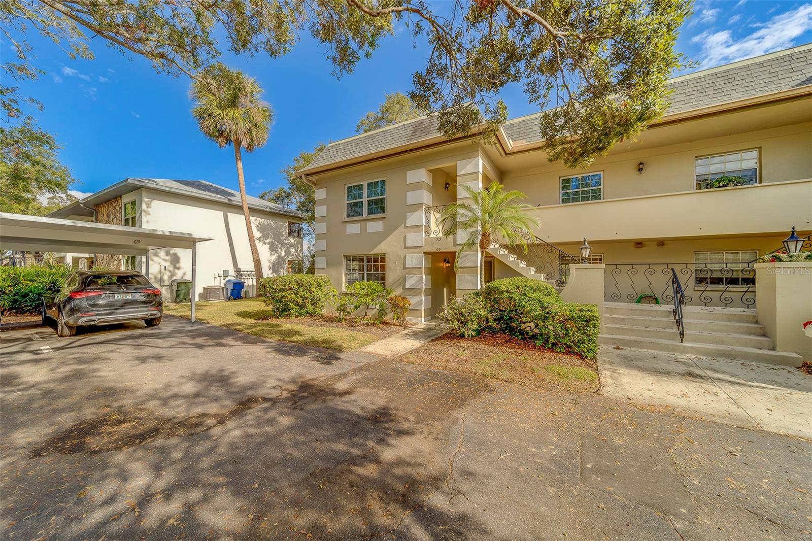 EAST BAY COUNTRY CLUB CONDO APTS - Residential Lease