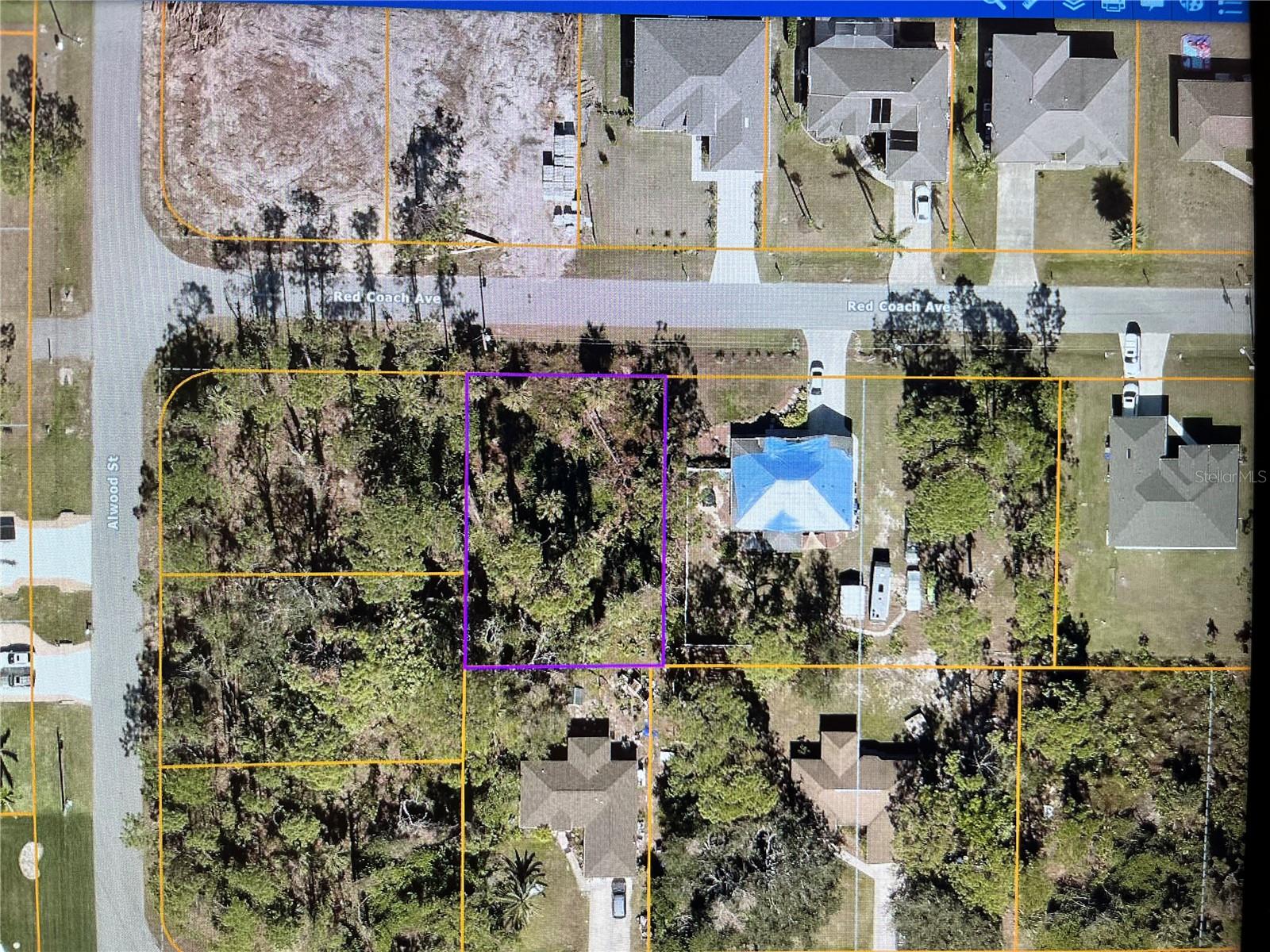 REAT OPPORTUNITY TO BUY THE LOT IN FAST GROWING NORTH PORT AREA! This buildable lot is located in the NW area of North Port just off Biscayne Dr so easy access to a large variety of shopping and dining options. Just a little over 3 miles to Warm Mineral Springs, 9 miles to the new downtown Wellen Park and the Cool Today Park / Atlanta Braves Spring Training Facility, about a 1/2 hour to the beautiful beaches bordering the Gulf of Mexico and under 10 mins to I-75. This entire area is seeing a lot of new construction and expansion so this is a great opportunity for a prime location building lot at a very reasonable price. NO HOA or CDD fees and NOT FLOOD ZONE!