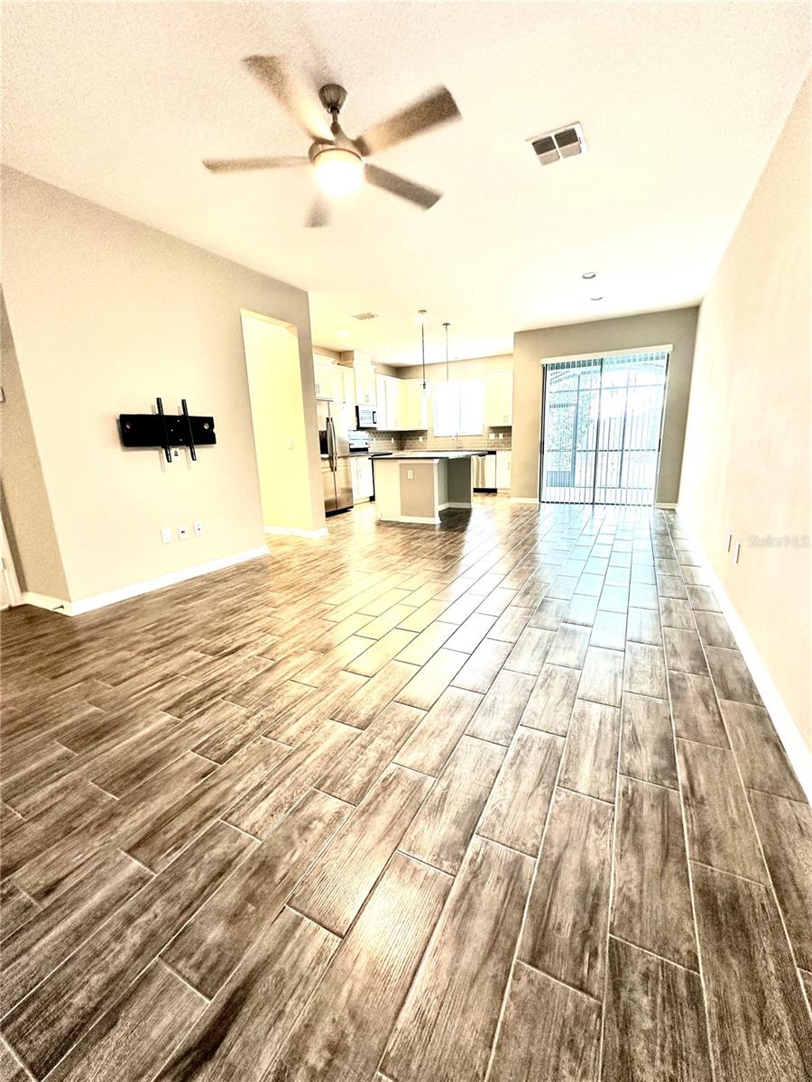 2658 WHITE ISLE LANE