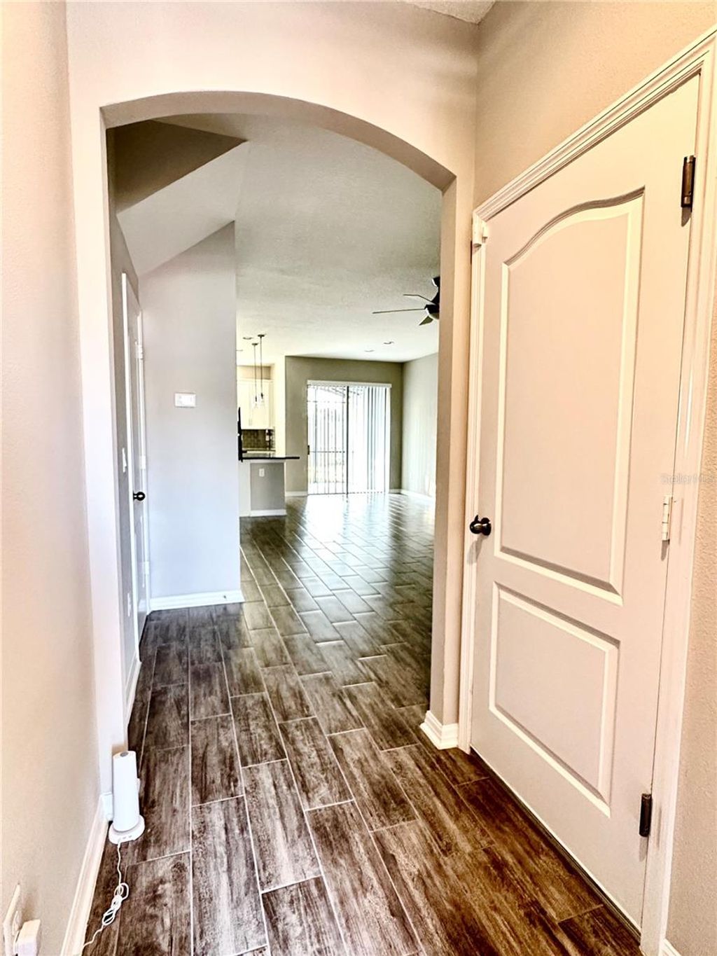 Photo of 2658 White Isle Lane, Orlando, FL 32825 (MLS # O6374864)