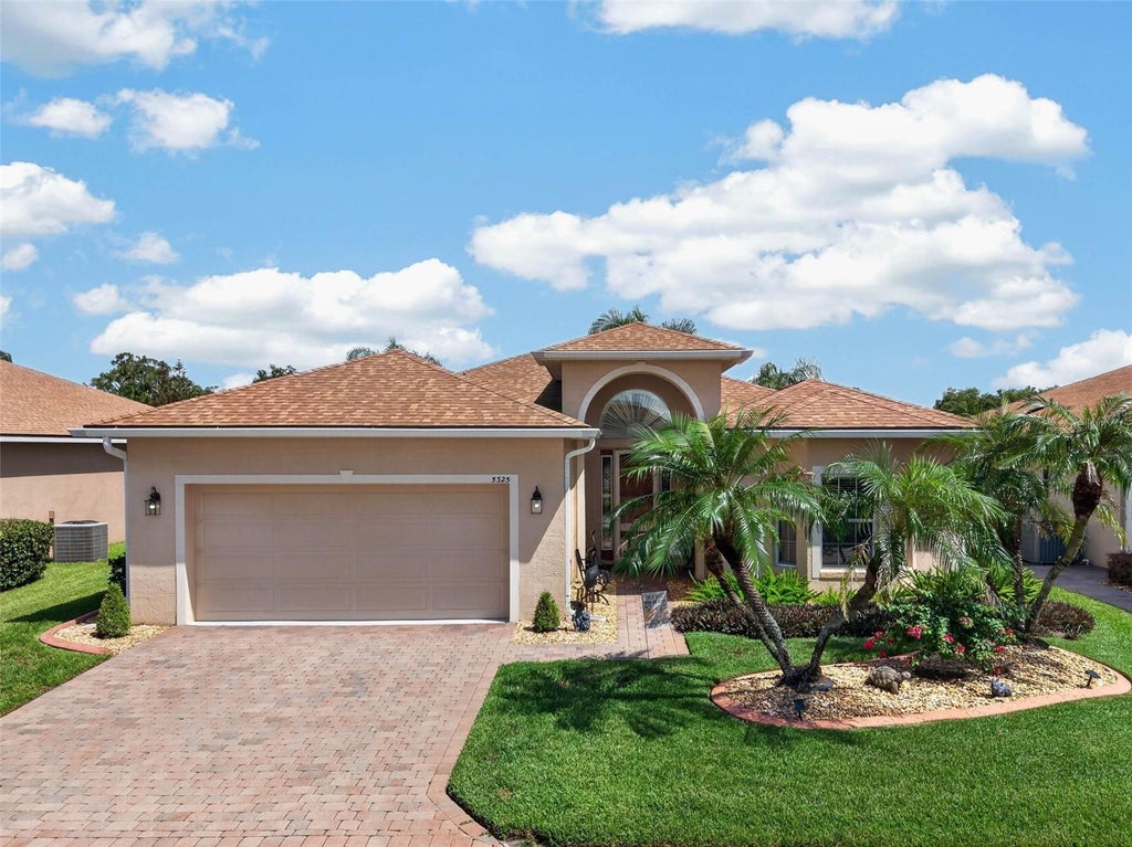 Photo of 5325 Snead Drive, Winter Haven, FL 33884 (MLS # TB8546364)
