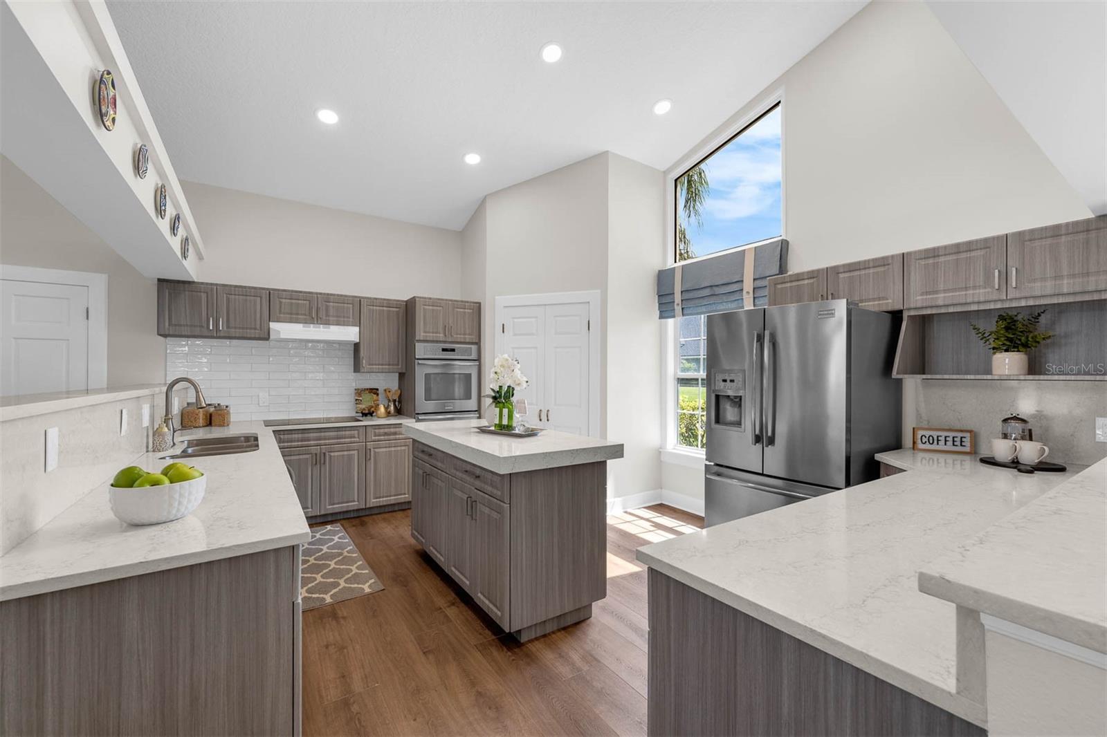 KAWILLA CREST - Residential