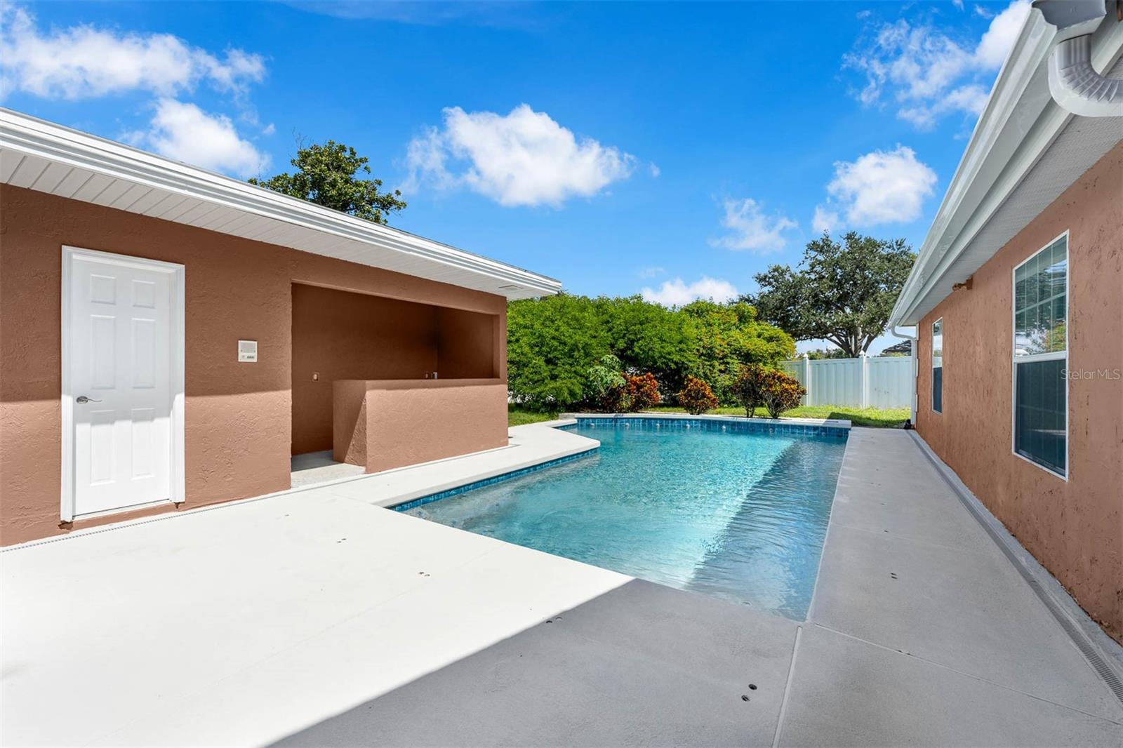 KAWILLA CREST - Residential