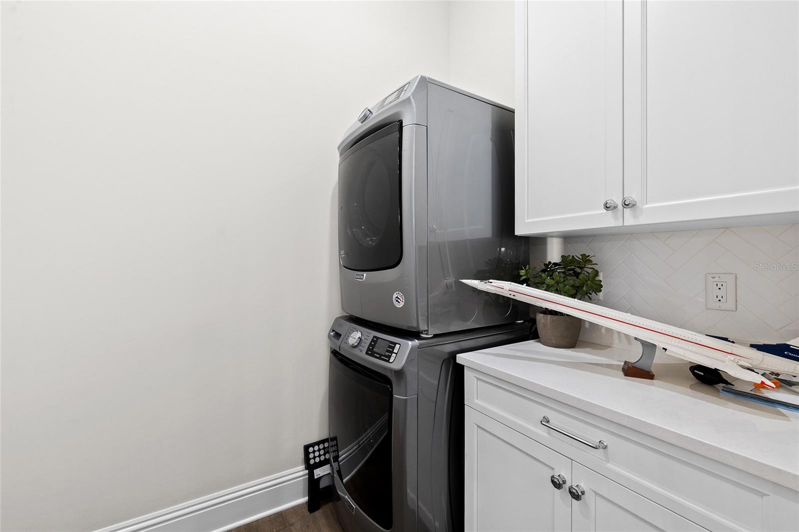 SUNSET PARK ISLES UNIT 02 - Residential