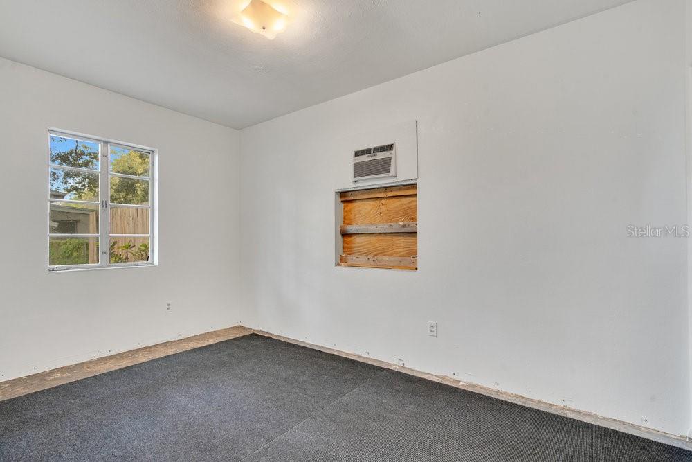 ORLANDO ACRES SECOND ADD - Residential