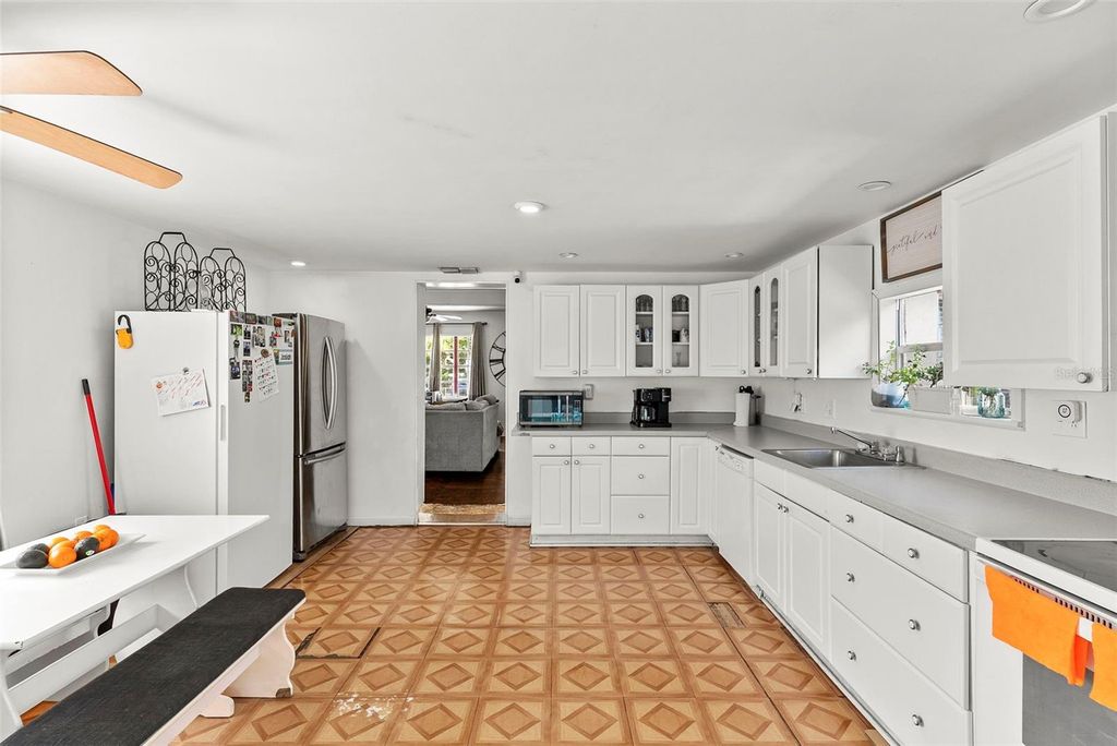 Photo of 3334 Avenue J NW, Winter Haven, FL 33881 (MLS # TB8531913)