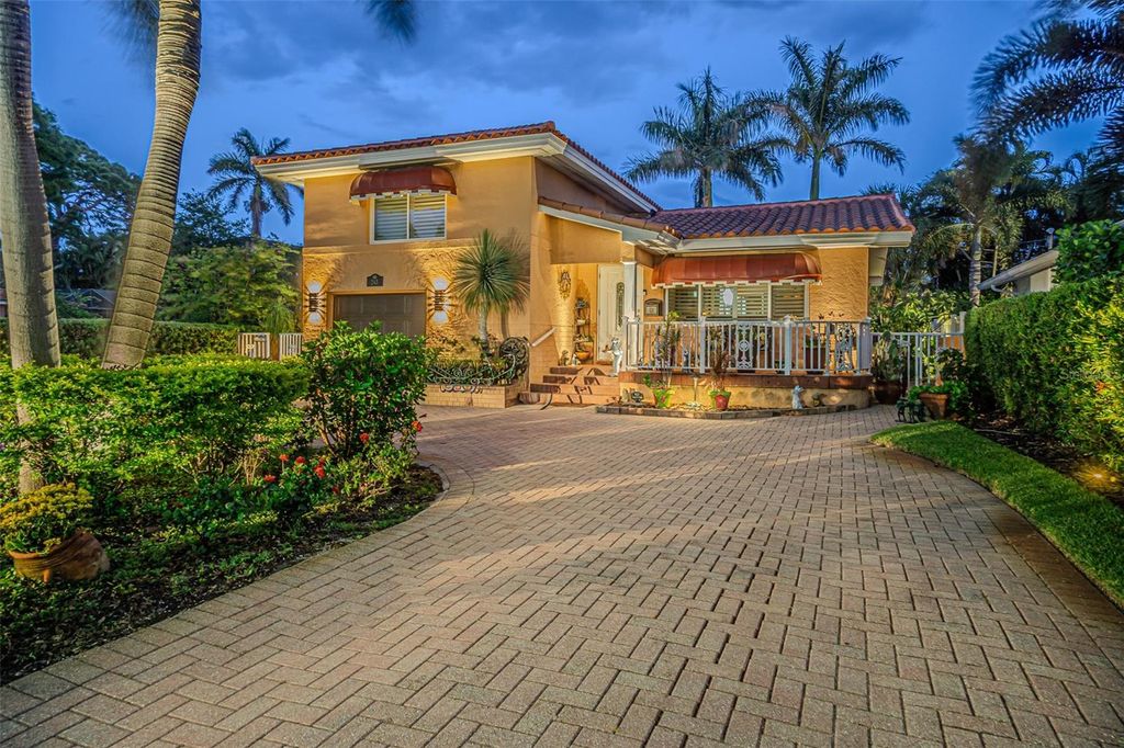 Photo of 243 Snell Isle Boulevard NE, St Petersburg, FL 33704 (MLS # TB8496115)