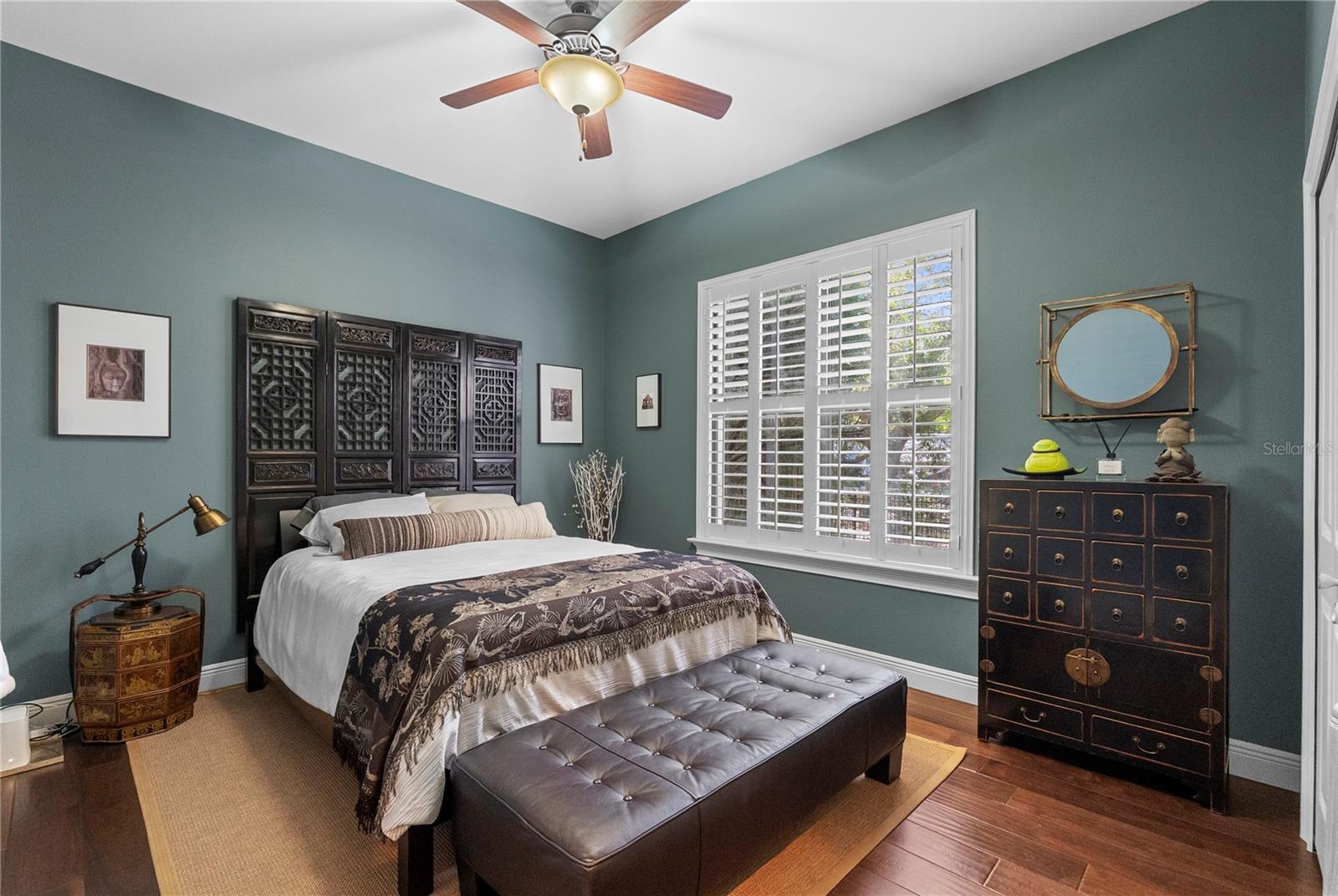 HARBOUR OAKS POINTE - Residential