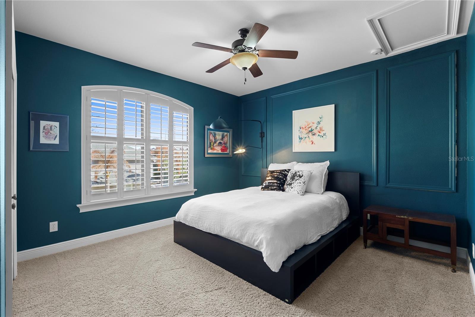 HARBOUR OAKS POINTE - Residential