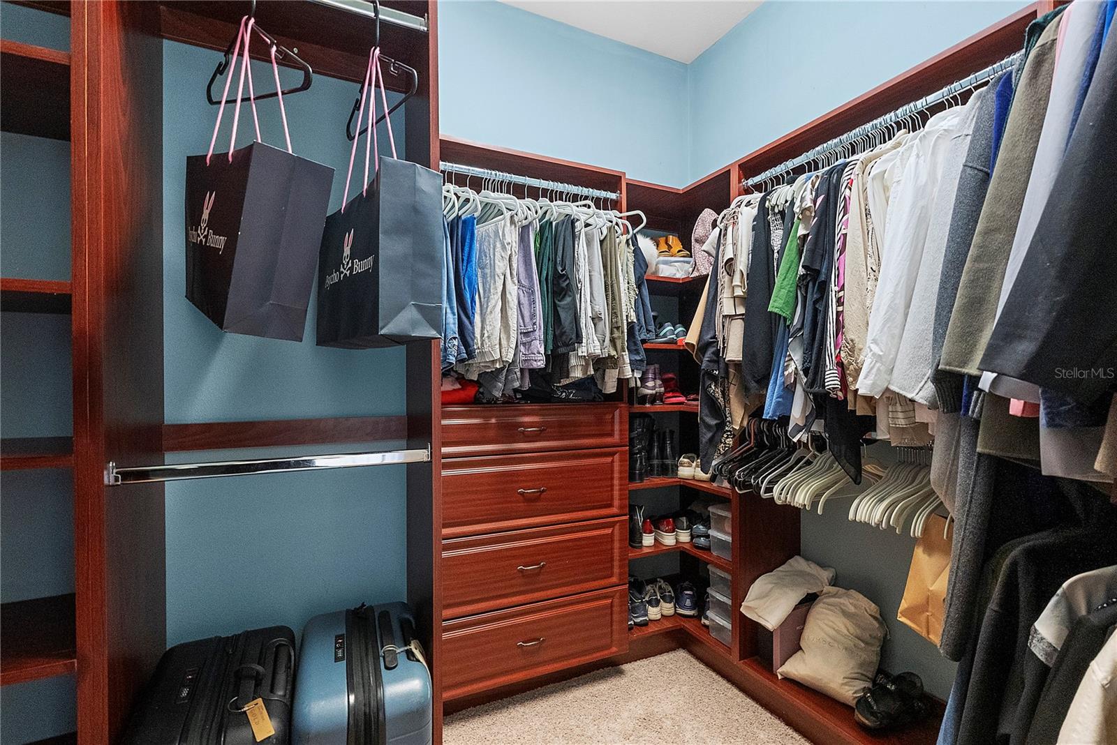 HARBOUR OAKS POINTE - Residential