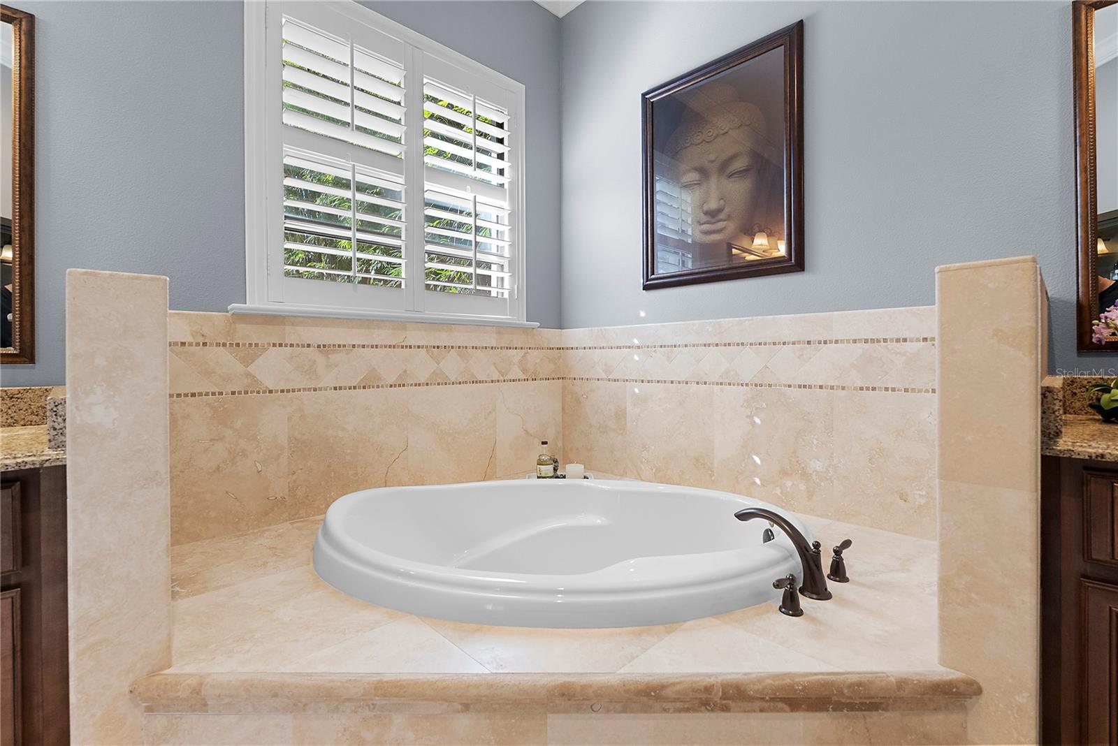 HARBOUR OAKS POINTE - Residential