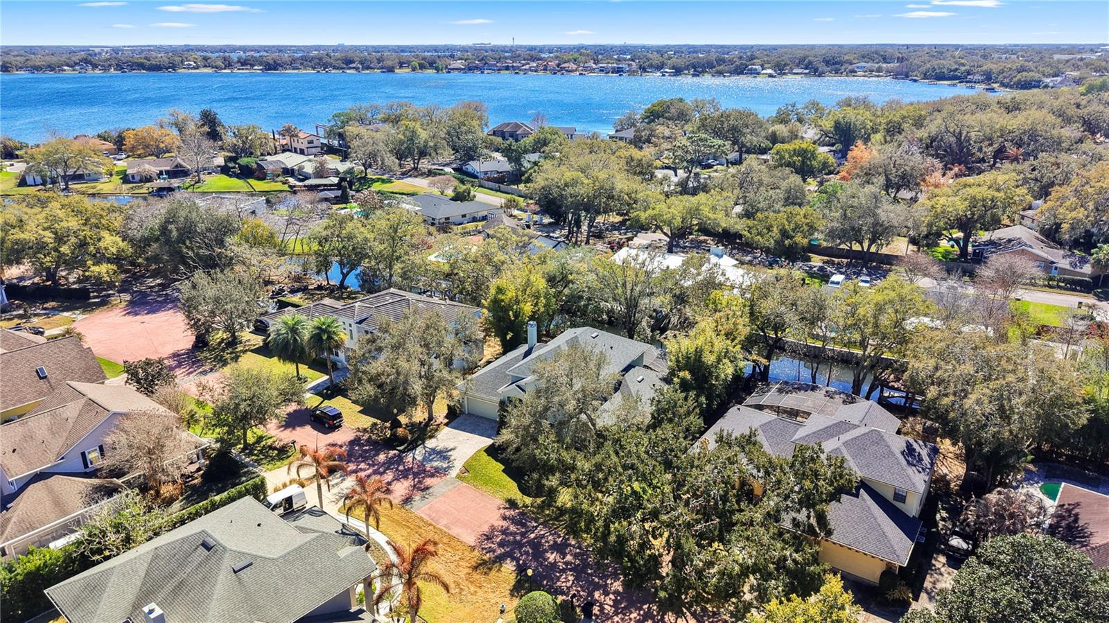 Casas a venda 3 - Jen Dantas 438 HARBOUR OAKS POINTE DRIVE