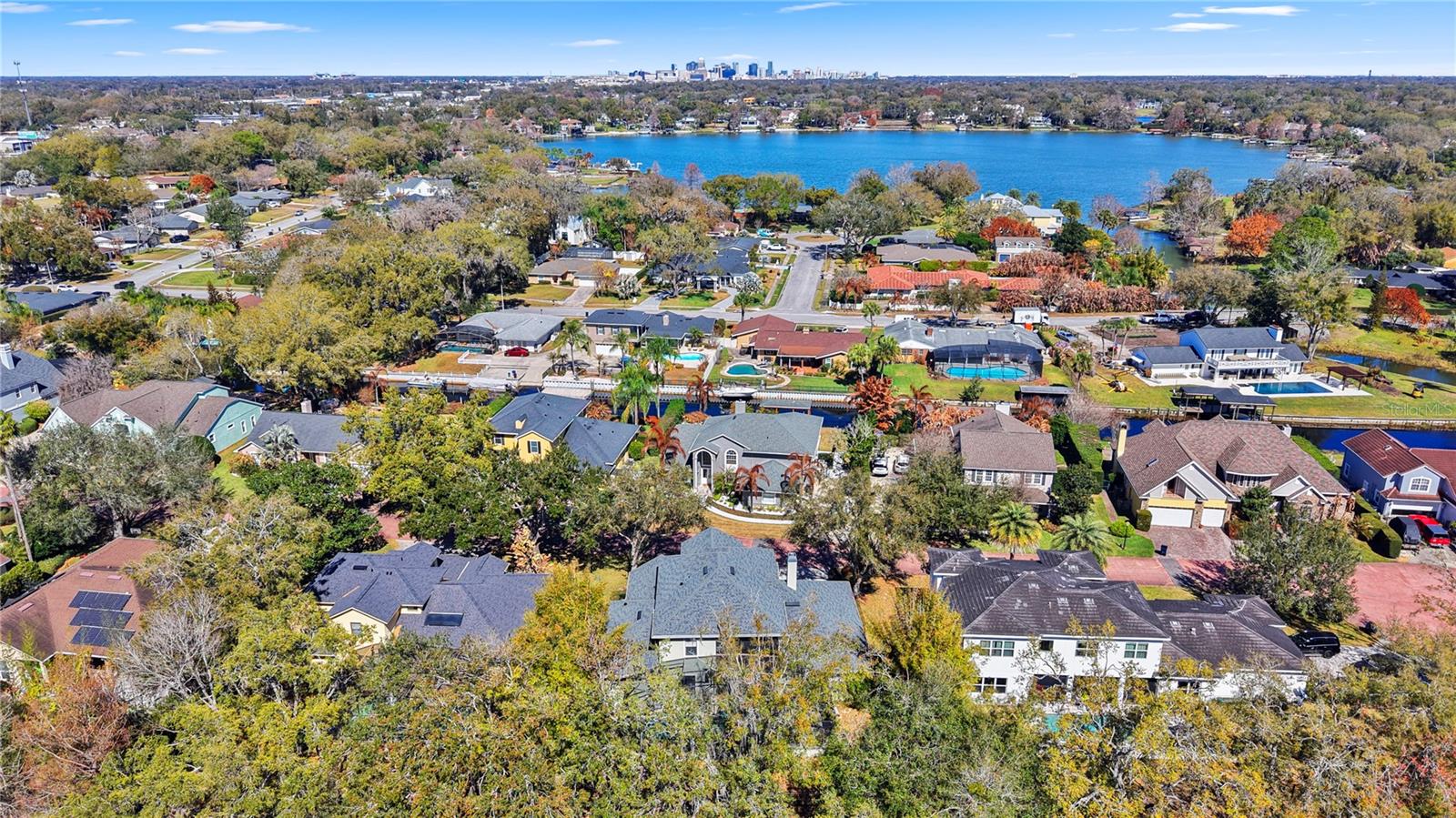 HARBOUR OAKS POINTE - Residential