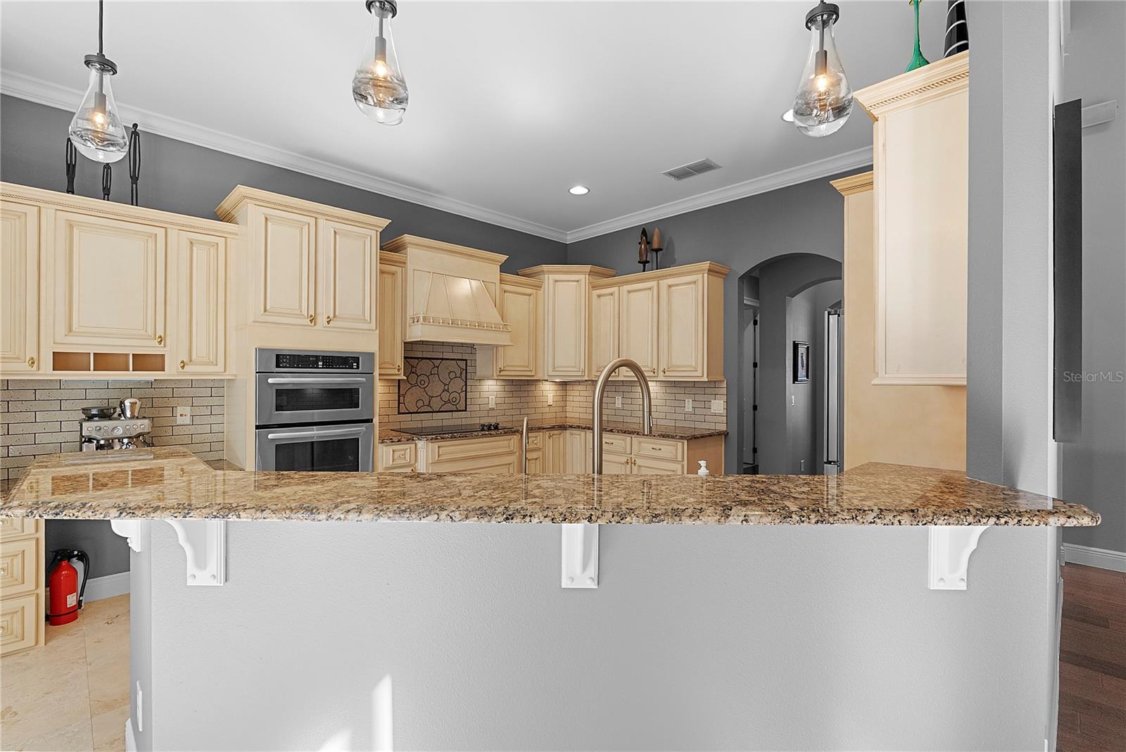 HARBOUR OAKS POINTE - Residential