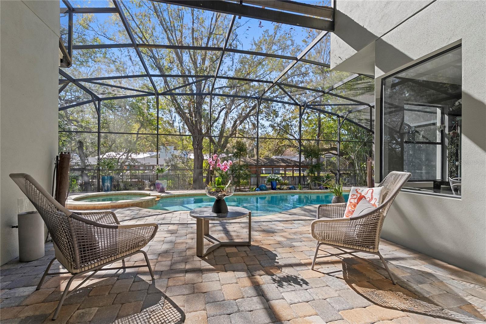 HARBOUR OAKS POINTE - Residential