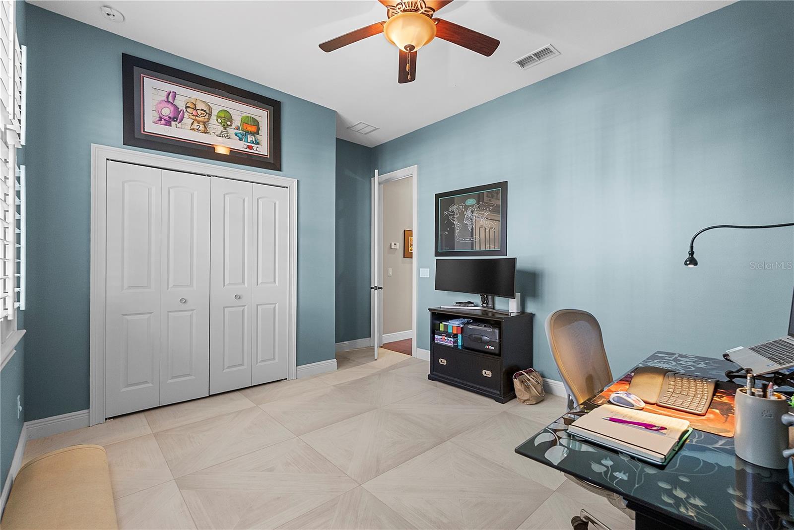 HARBOUR OAKS POINTE - Residential