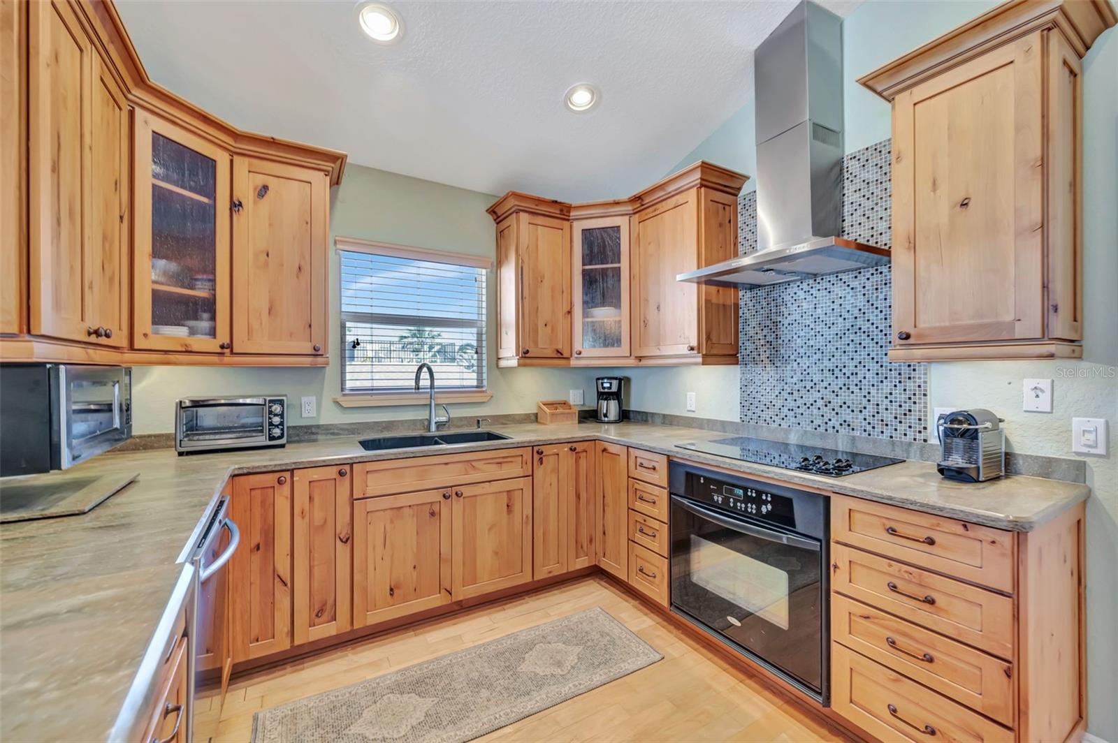 BLUE HORIZON - Residential