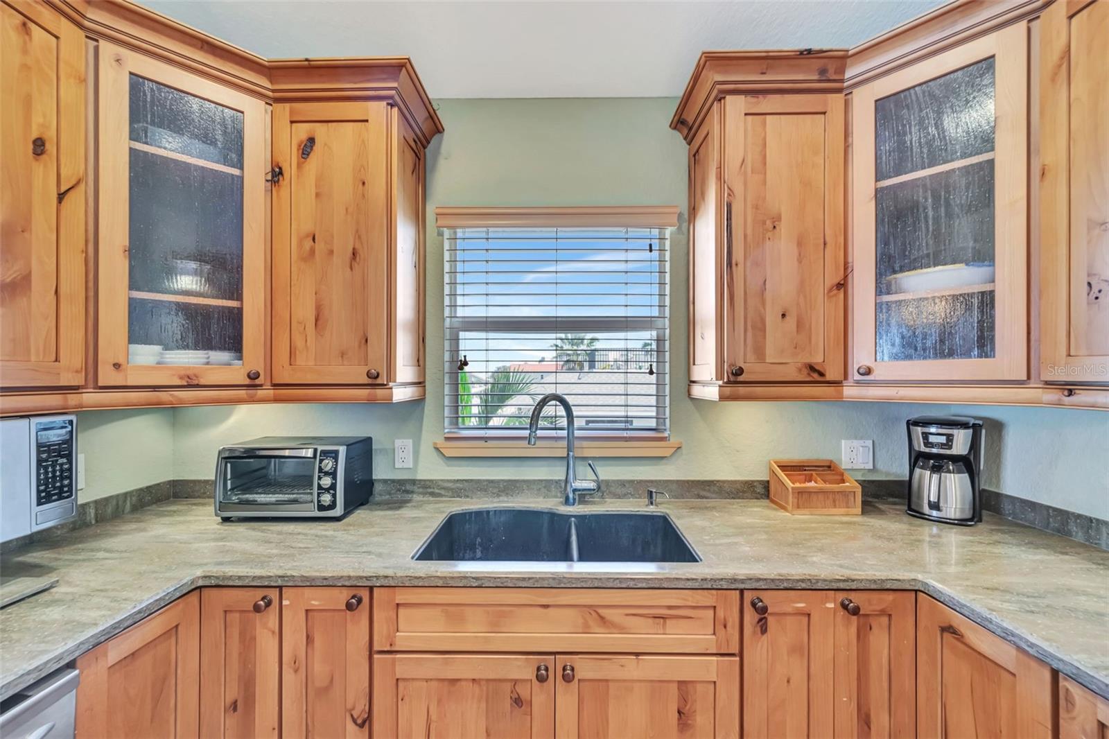 BLUE HORIZON - Residential