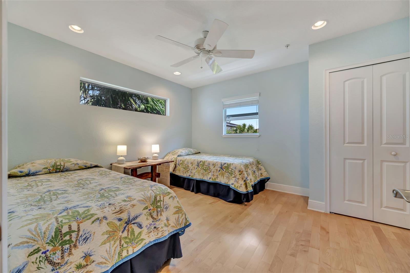 BLUE HORIZON - Residential