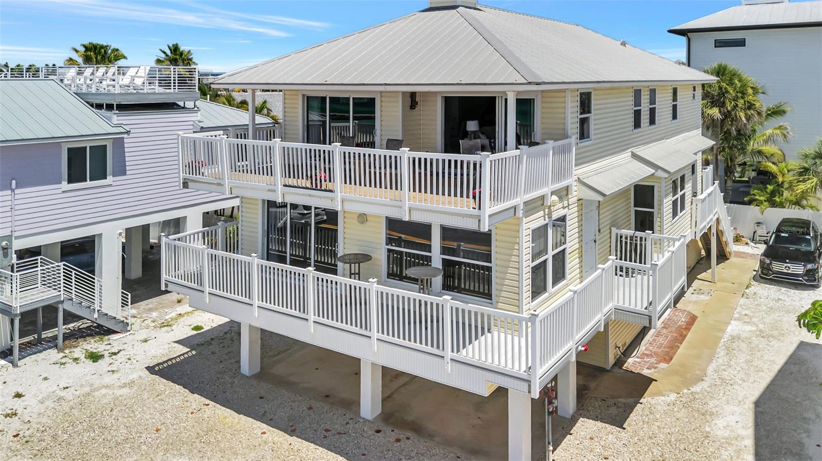 BLUE HORIZON - Residential