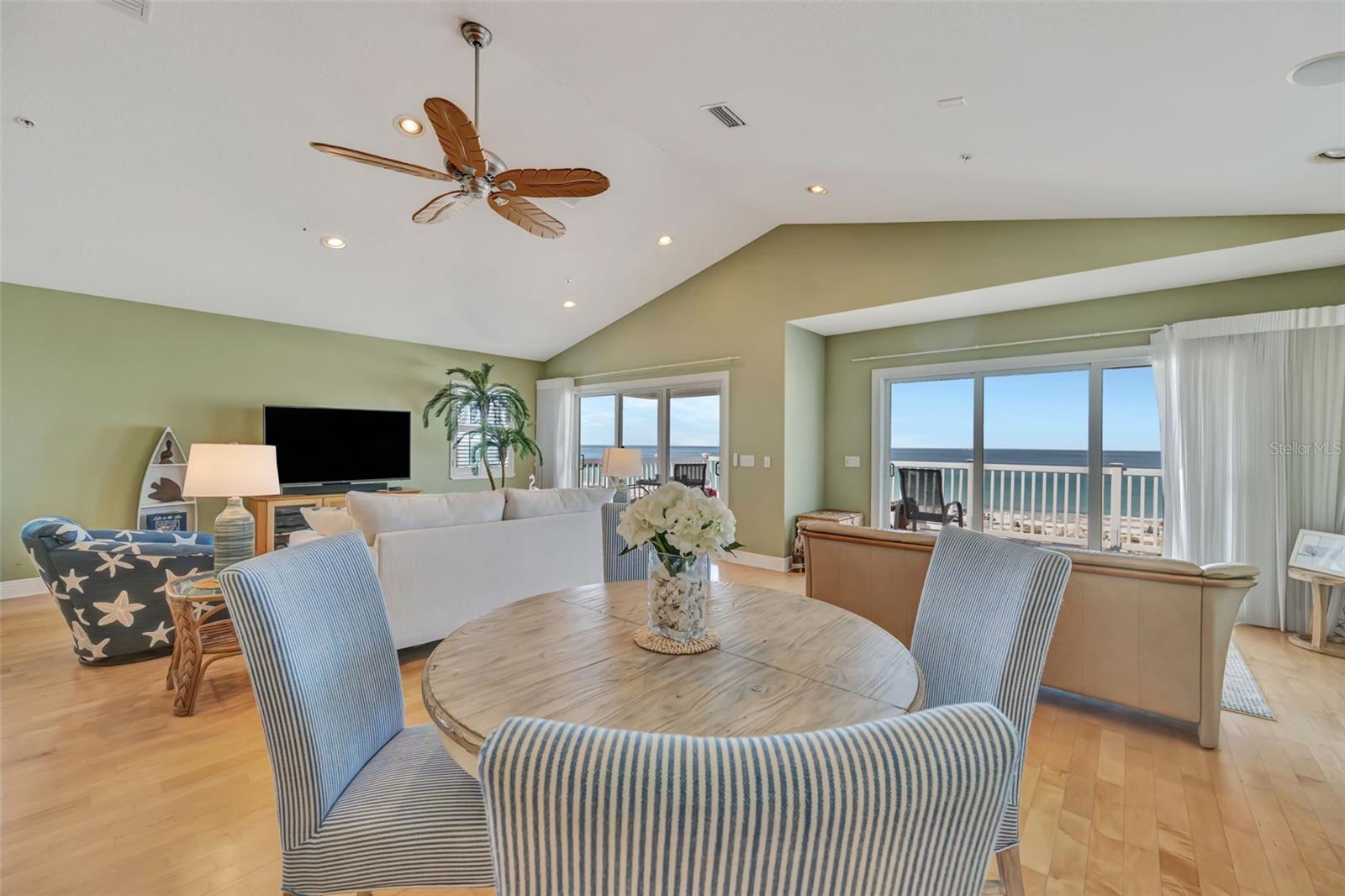 BLUE HORIZON - Residential