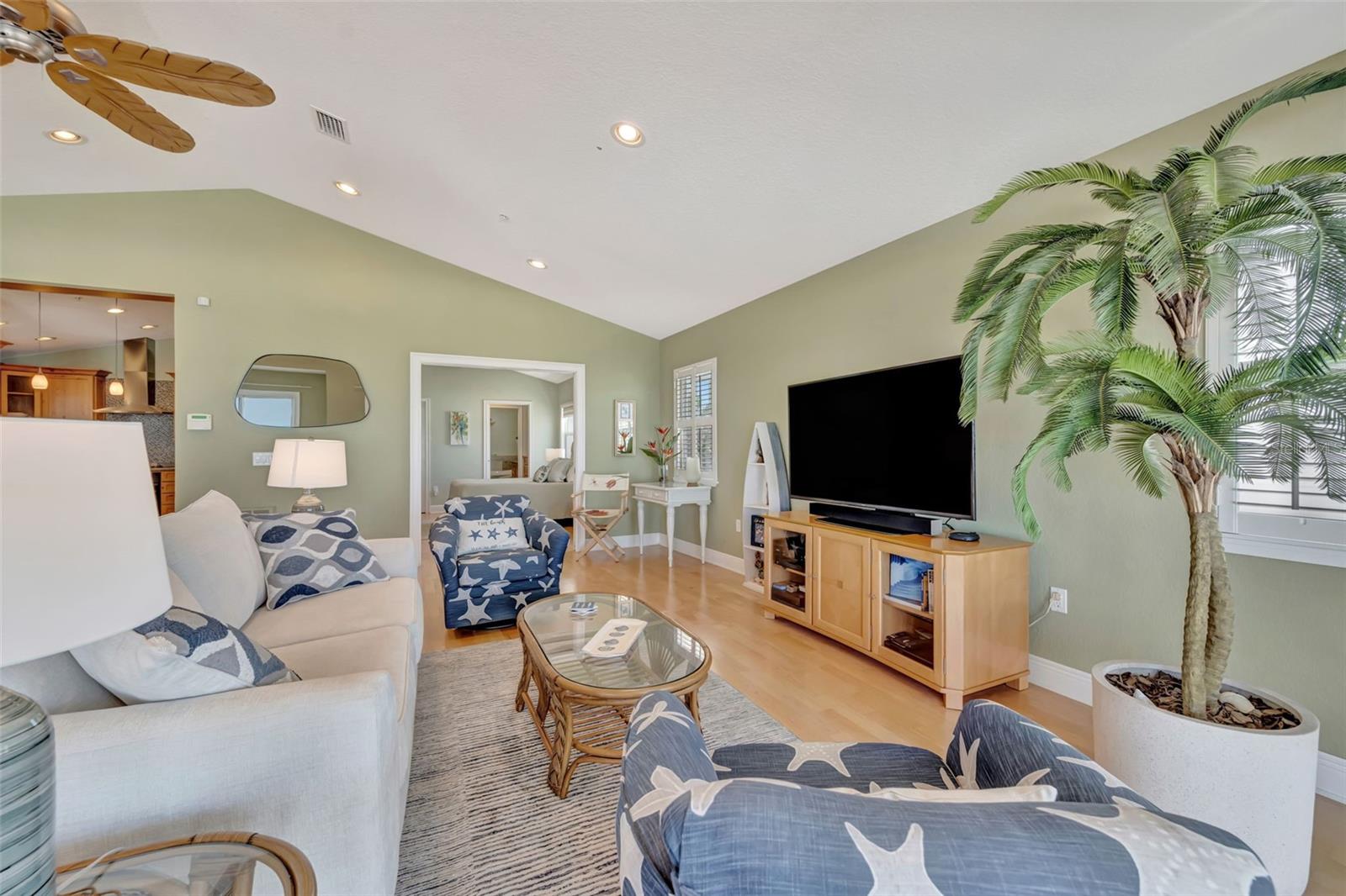 BLUE HORIZON - Residential