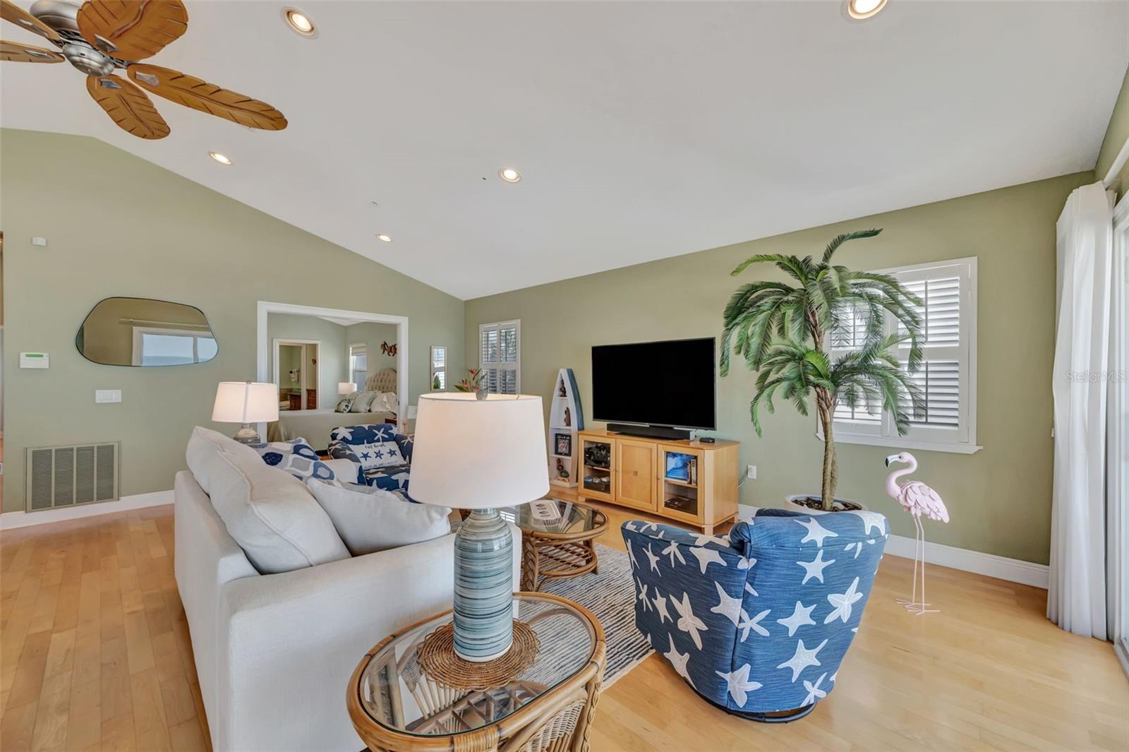 BLUE HORIZON - Residential