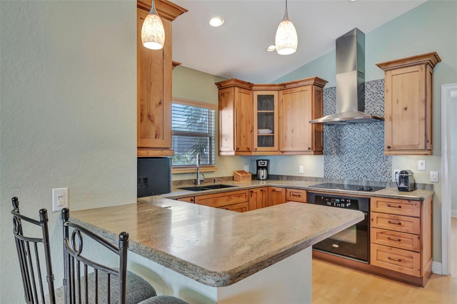 BLUE HORIZON - Residential