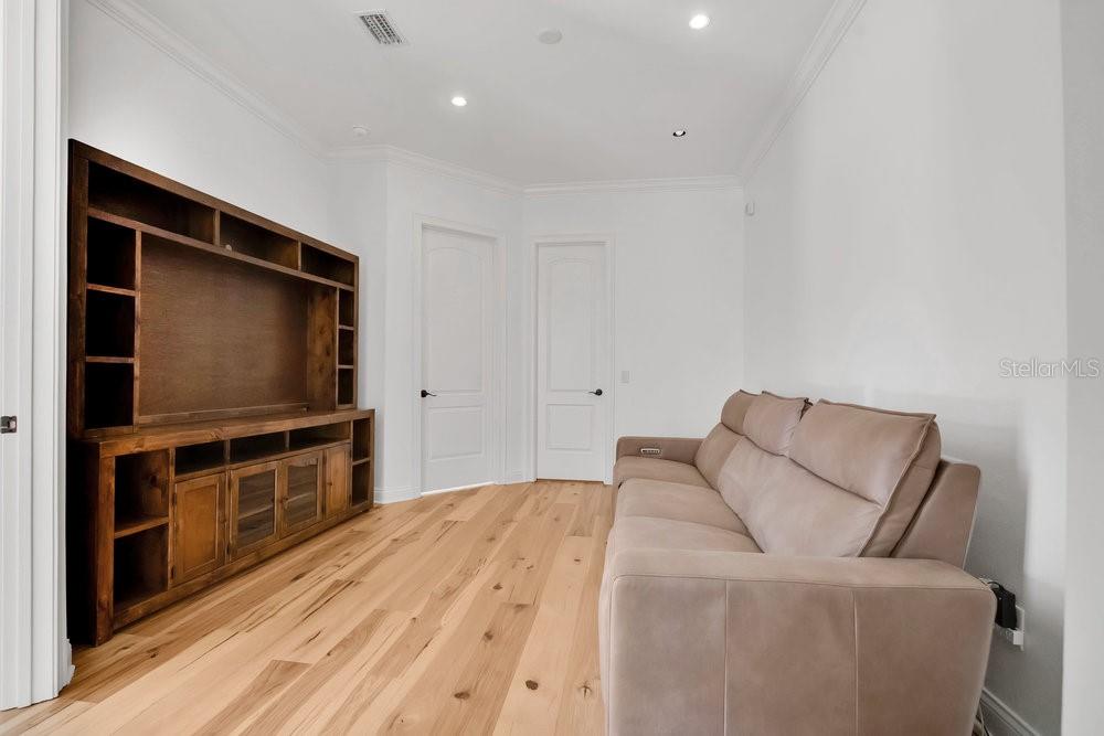 KEENES POINTE 46/104 - Residential