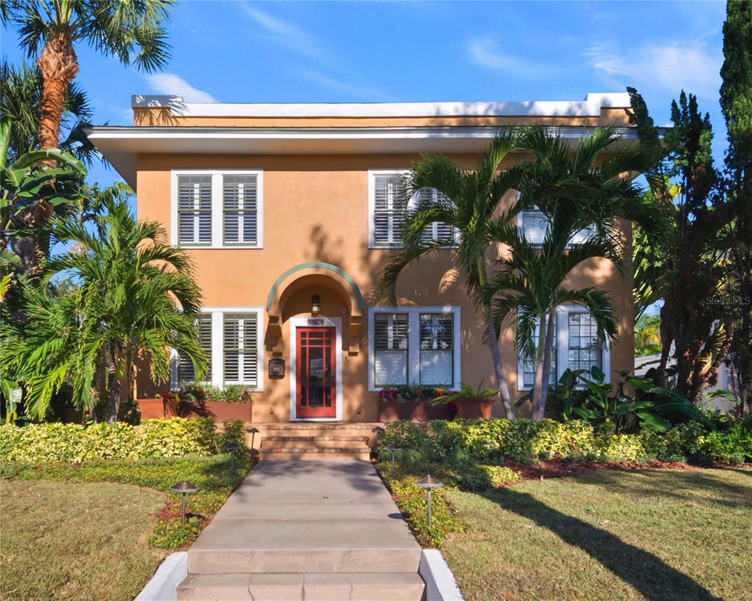 BAYSHORE PLACE - Residential