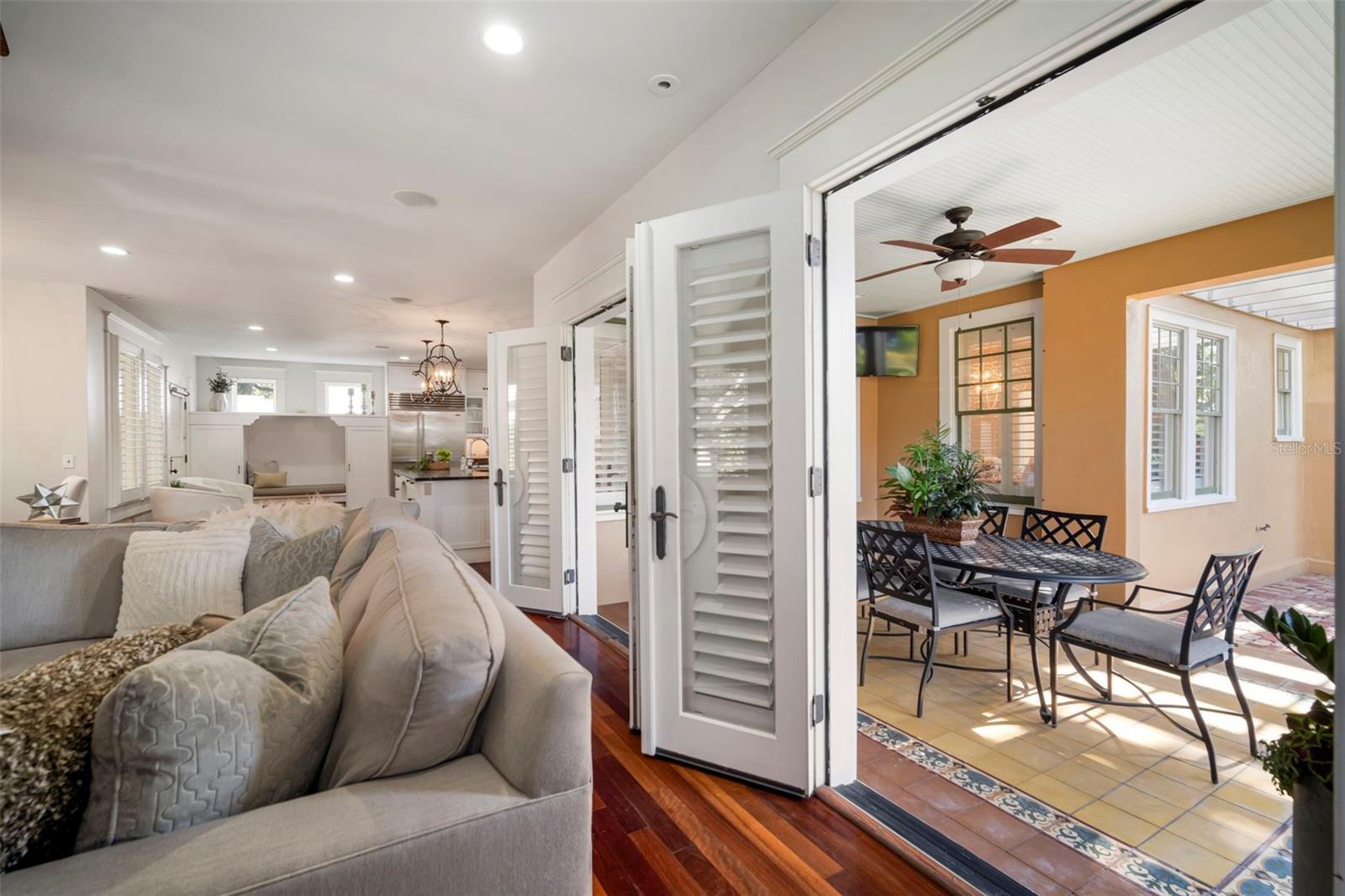 BAYSHORE PLACE - Residential