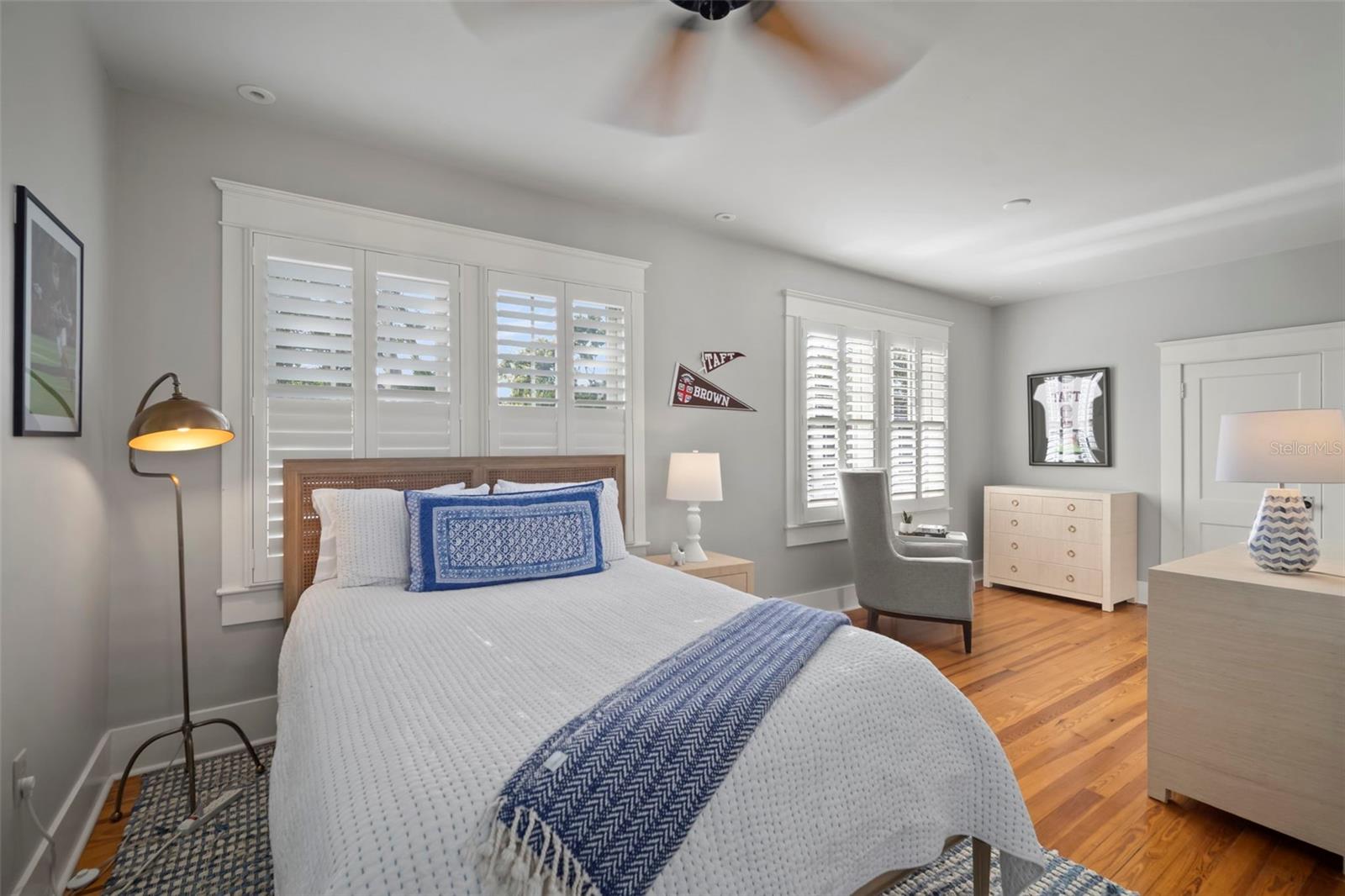 BAYSHORE PLACE - Residential