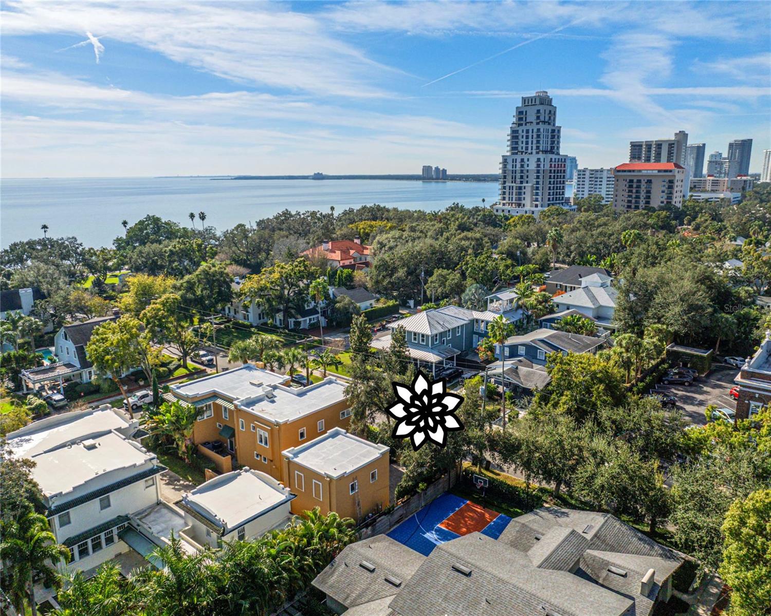 BAYSHORE PLACE - Residential