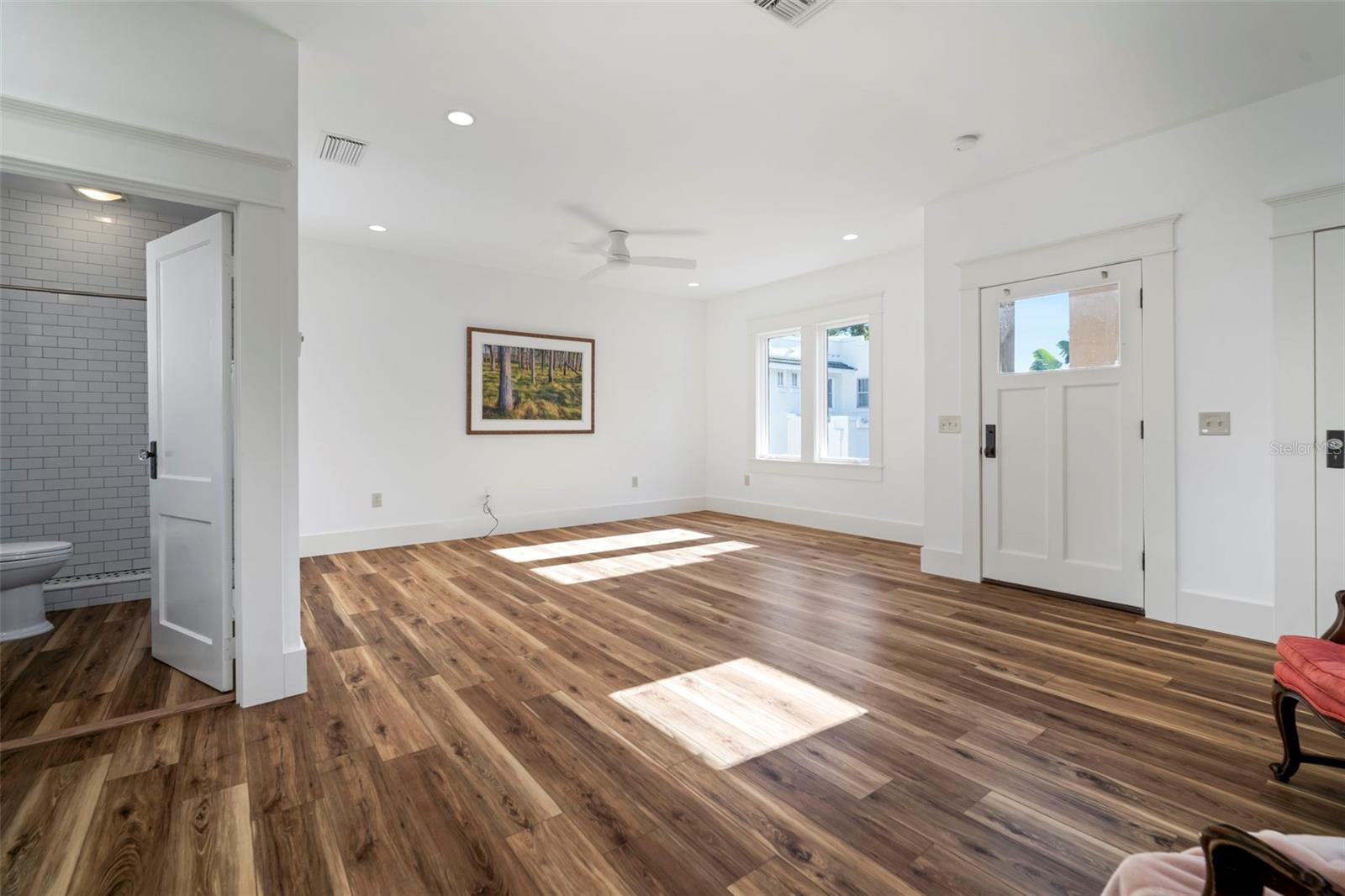 BAYSHORE PLACE - Residential