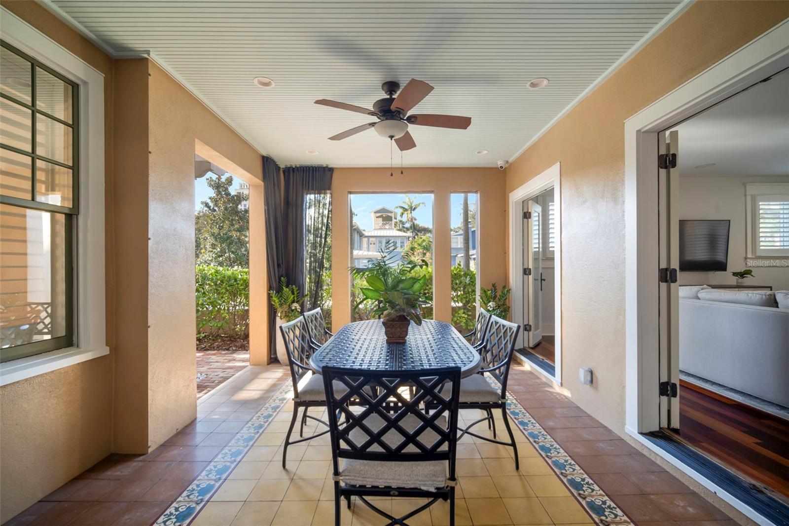 BAYSHORE PLACE - Residential