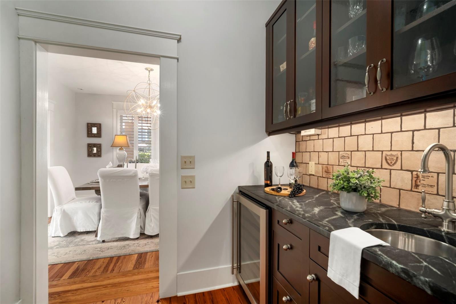 BAYSHORE PLACE - Residential