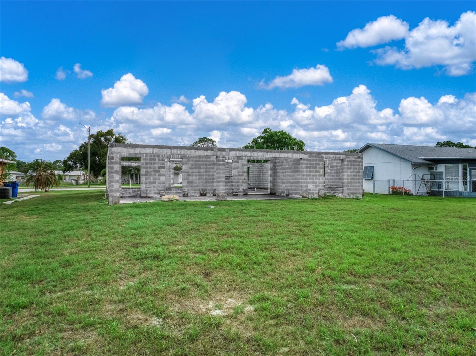 SEBRING HILLS - Land