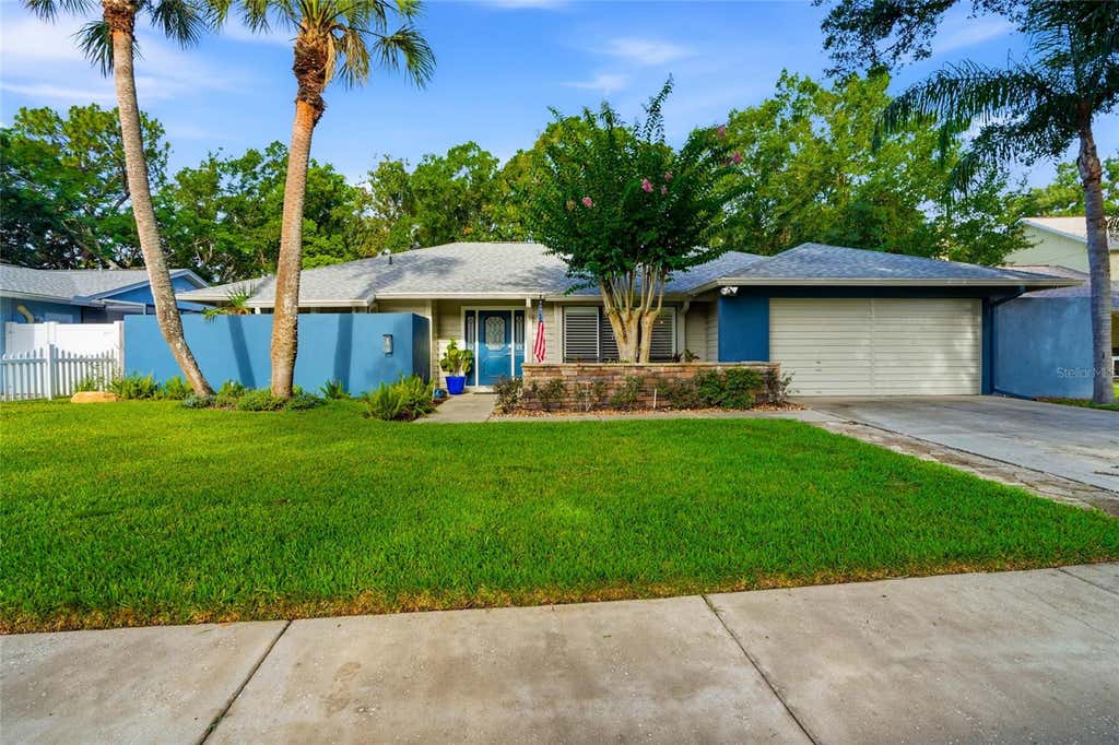 Photo of 15908 Hampton Village Drive, Tampa, FL 33618 (MLS # TB8529302)