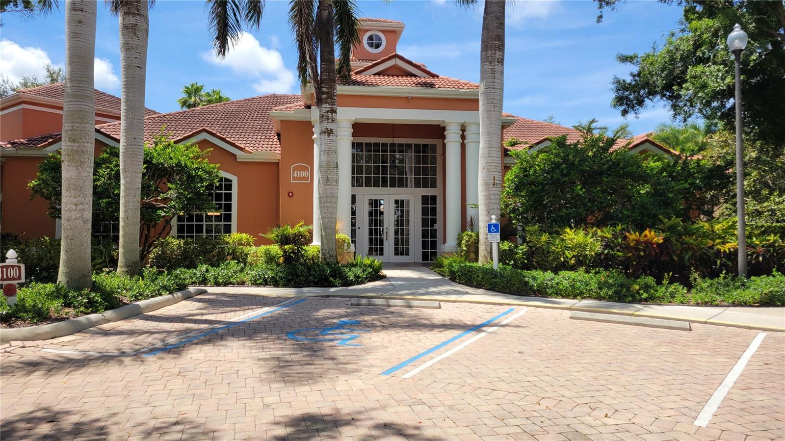 BELLA VILLINO III - Residential Lease